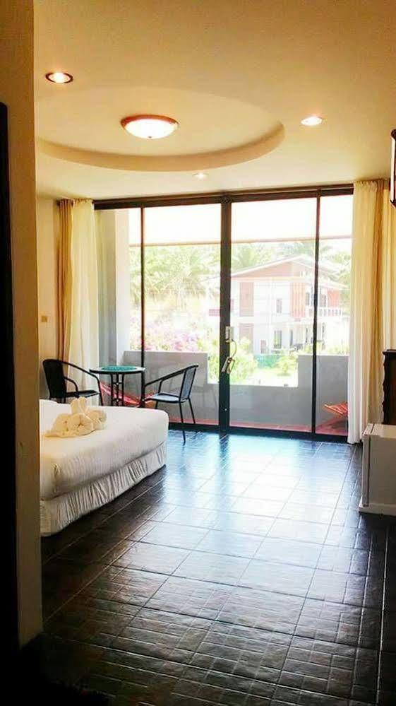 Lanta Friendly House Hotel Koh Lanta Ngoại thất bức ảnh