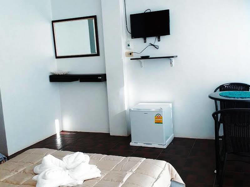 Lanta Friendly House Hotel Koh Lanta Ngoại thất bức ảnh