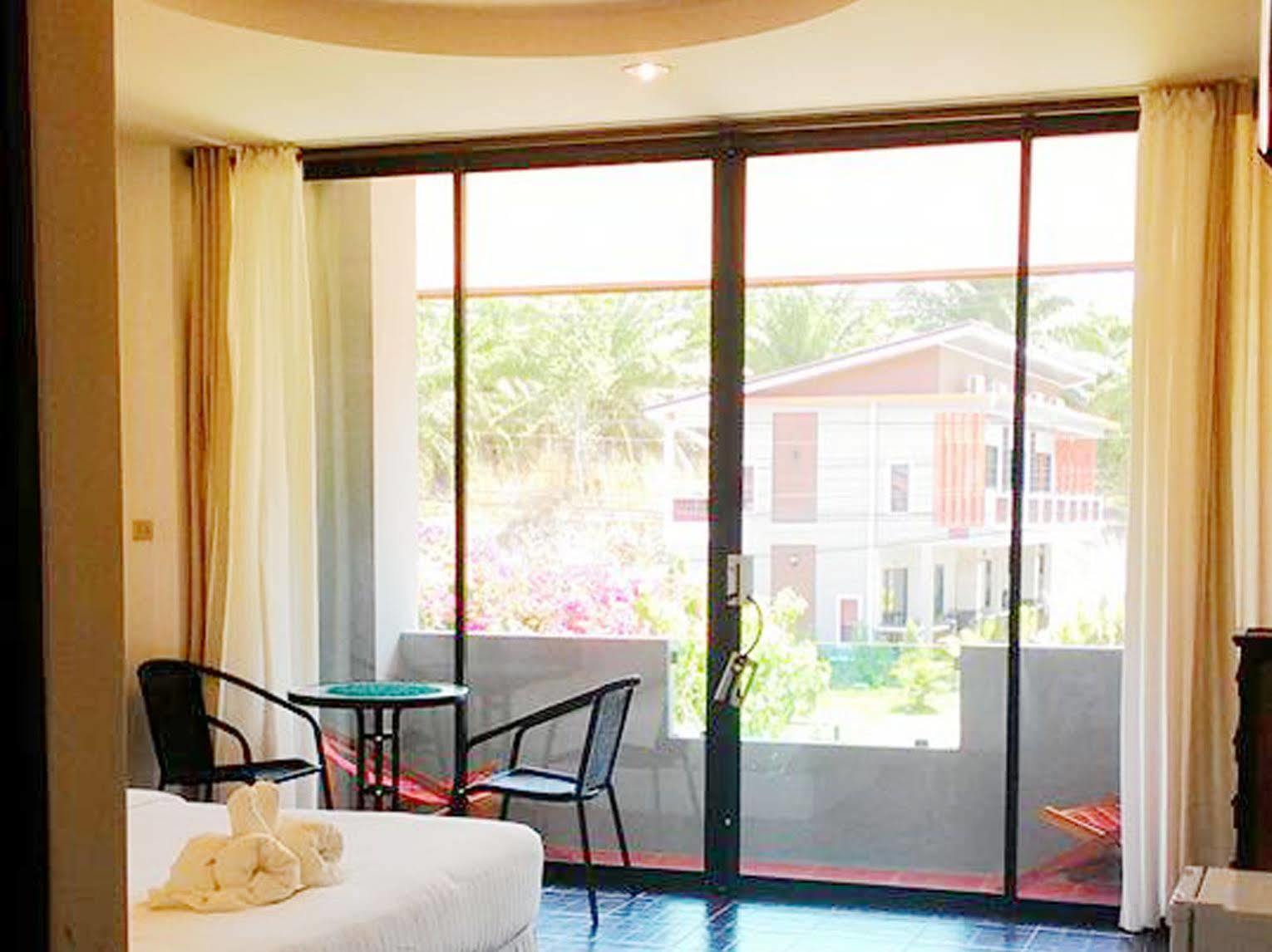 Lanta Friendly House Hotel Koh Lanta Ngoại thất bức ảnh